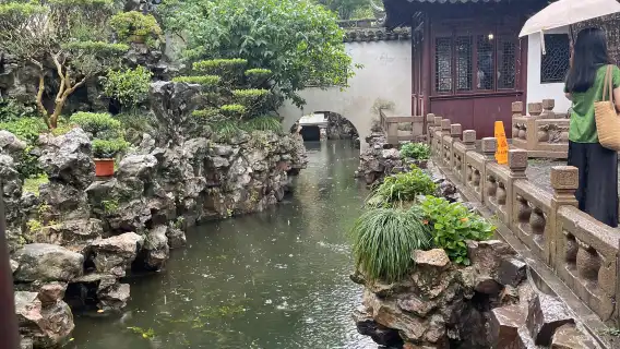 Shanghai Yuyuan Garden + Sihang Warehouse Anti-Japanese War Memorial Hall in-depth guided tour