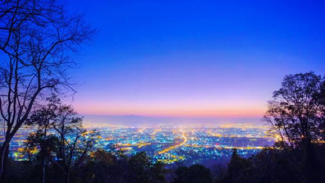 中文導遊-雙龍寺+清邁大學+MAYA商場+夜間動物園一日遊