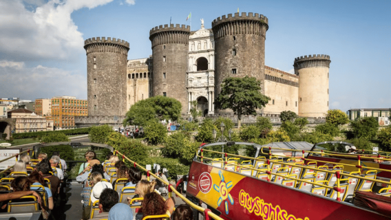 Naples: Tur Bus Hop-On Hop-Off dengan Kereta Api dari Salerno