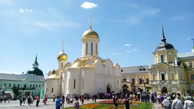 однодневный тур в Сергиев Посад, Свято-Троицкую Сергиеву Лавру и Музей игрушек