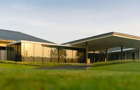 弗洛拉高爾夫俱樂部 - Flora Ville Golf & Country Club