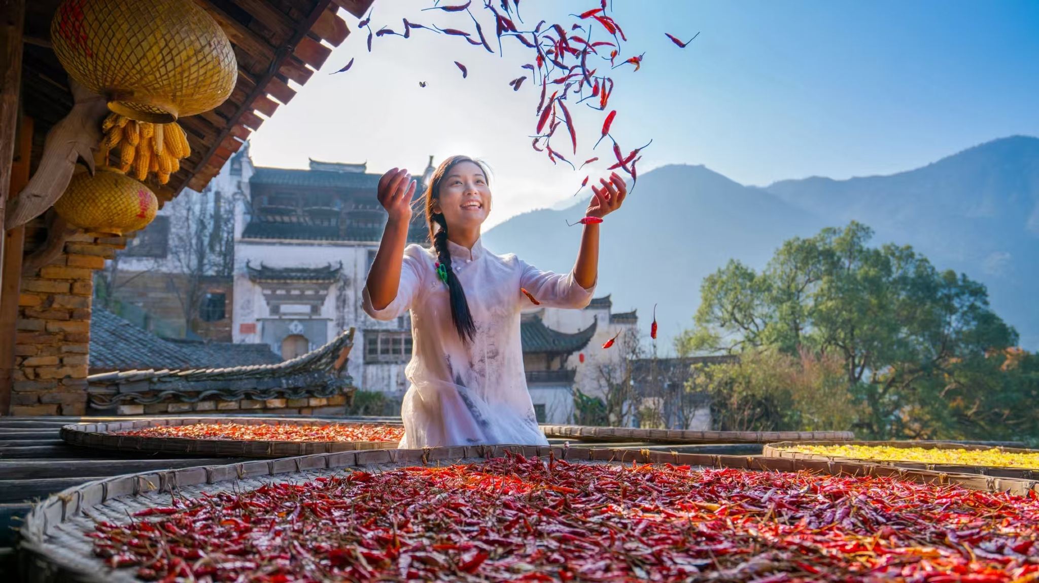 ทัวร์ 1 วัน อู้หยวนหวงหลิ่ง + หลี่เคิง [เลือกทัวร์กลุ่มเล็ก 6 คน/เที่ยวแบบชิลล์/คุณภาพสูง/ได้รับคำวิจารณ์ดีมาก]