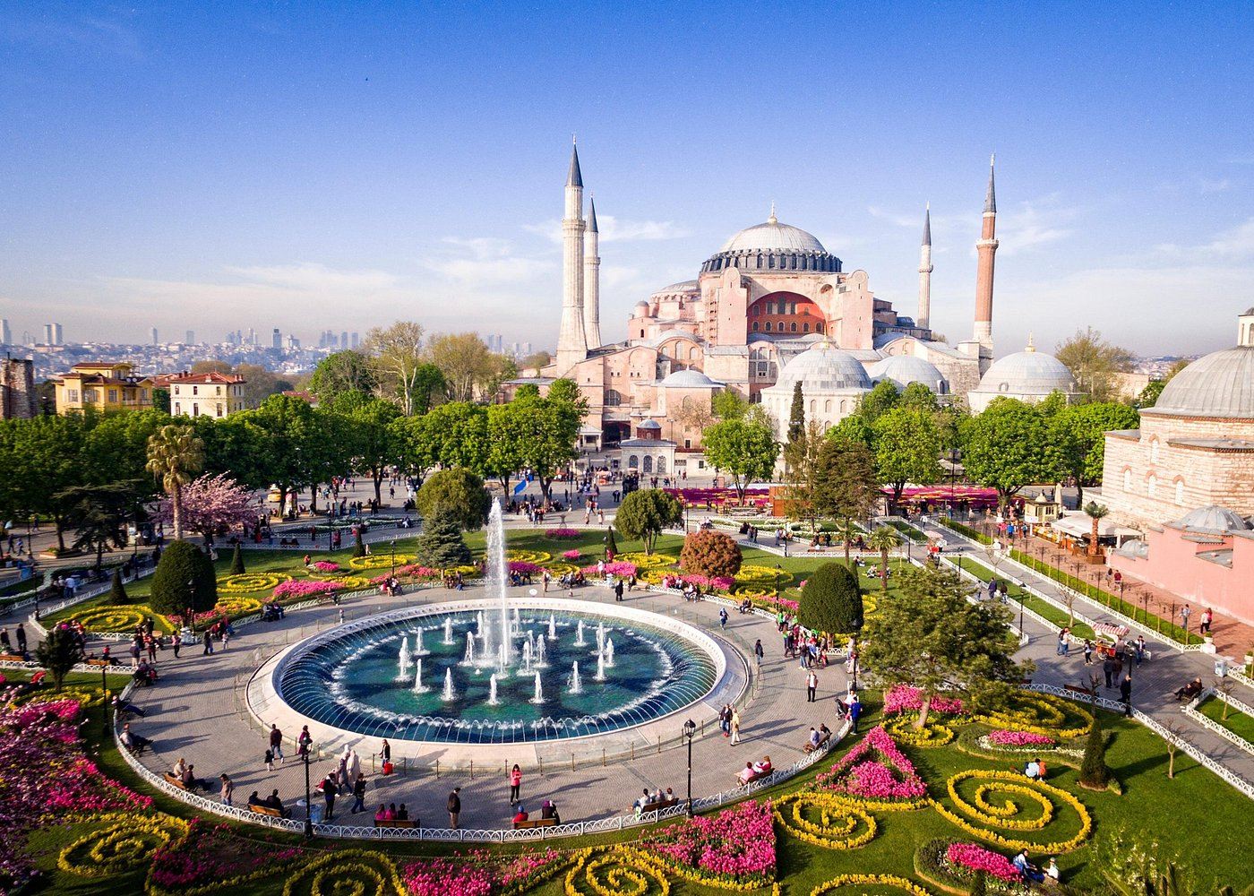 ทัวร์ 1 วัน พระราชวังโทปคาปี + แกรนด์บาซาร์ + โบสถ์เซนต์ไอรีน อิสตันบูล ตุรกี