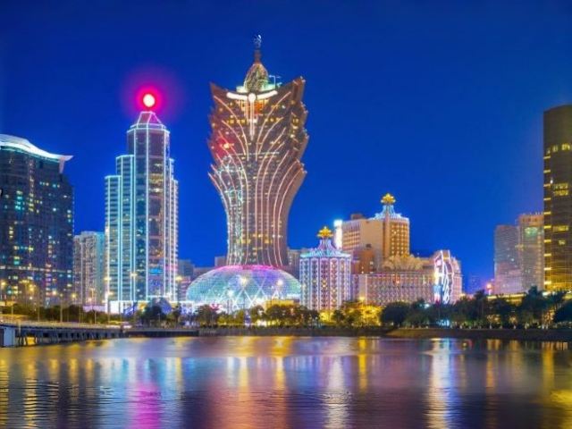 【澳門經典遊】大三巴+威尼斯+永利發財樹+行程可增減+上門接