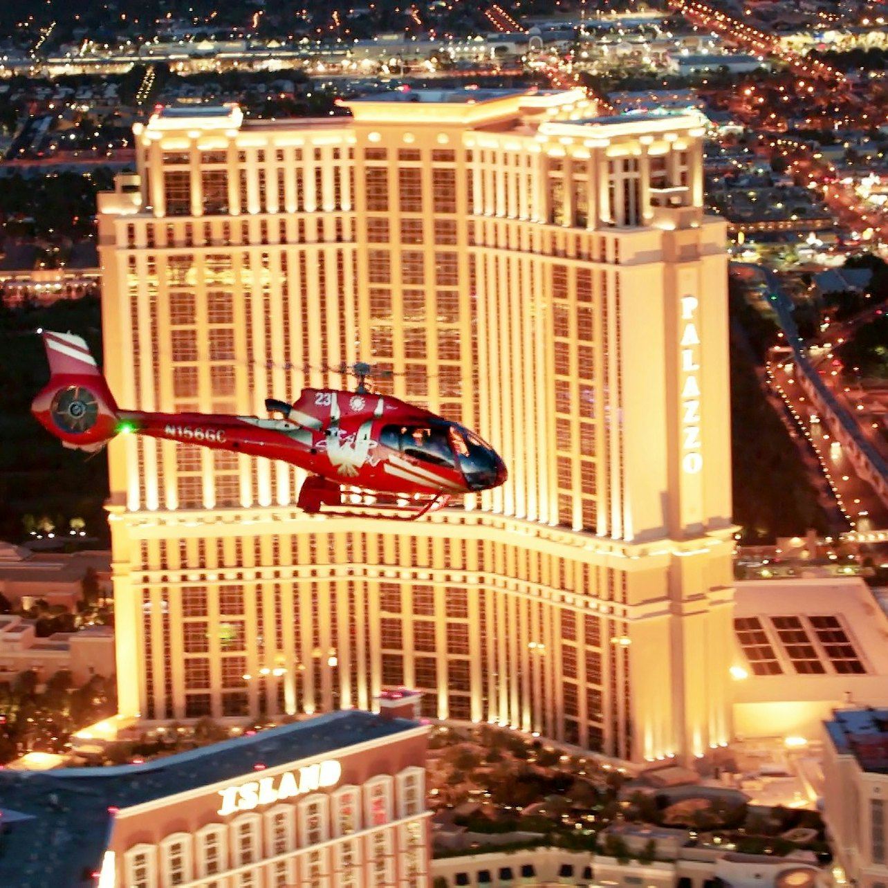 Las Vegas Strip: Helicopter Night Flight Tour