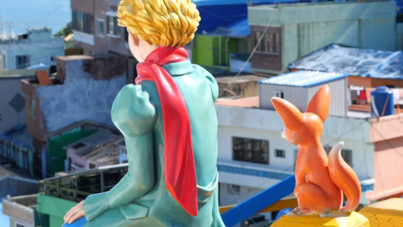 Busan Songdo Sea Cable Car + Gamcheon + Huinnyeoul Culture Village + BIFF Square Day Tour