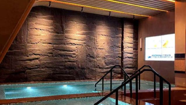 Shuiyue Hot Springs in Chongqing (Cliffside Hot Spring Bath with River Views + Family Fun Zone + Unlimited Buffet + One-Stop Healing Destination)