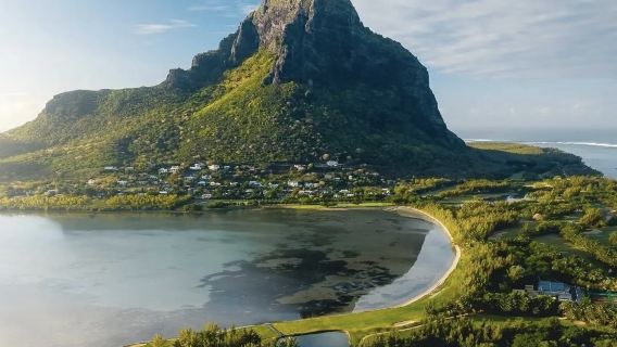 Tagesausflug mit Privattransfer zum Black-River-Nationalpark, Siebenfarbige Erde und Chamarel-Wasserfall auf Mauritius