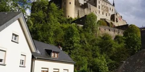 盧森堡-佩特羅斯大峽谷-金色少女像-憲法廣場-中文司導私享行