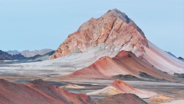 敦煌至格爾木|黑獨山|大柴旦翡翠湖一日遊\送航拍多套餐