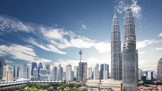Servicio de coche privado con conductor transfronterizo Singapur-Kuala Lumpur, traslado punto a punto desde/hacia hoteles del centro de la ciudad/solo ida - viaje privado de solo ida