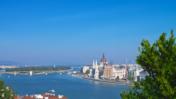 Budapest * Tasik Balaton + Istana Bory + Gua Air Panas lawatan sehari, perjalanan boleh dilaras