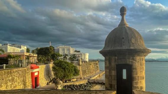 Old San Juan Photo Walk: 10 Iconic Photo Stops With History