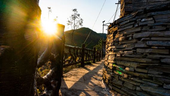 鳳凰古城+鳳凰熊貓園+老家寨一日遊【精緻小包團/懷化出發】