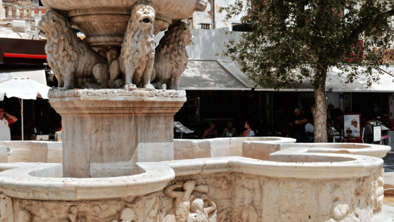 Minoan Crete: Knossos Palace & Heraklion Museum with Winery