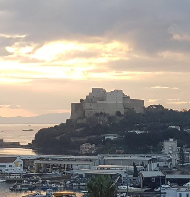 Recorrido en coche privado por los tesoros de los Campos Flégreos de Nápoles