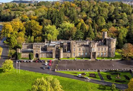 Cardiff: Welsh Castles, Mountains & Steam Railway Day Tour
