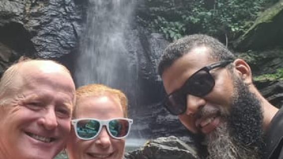 Trinidad: Avocat Waterfall and Maracas Bay Beach Tour