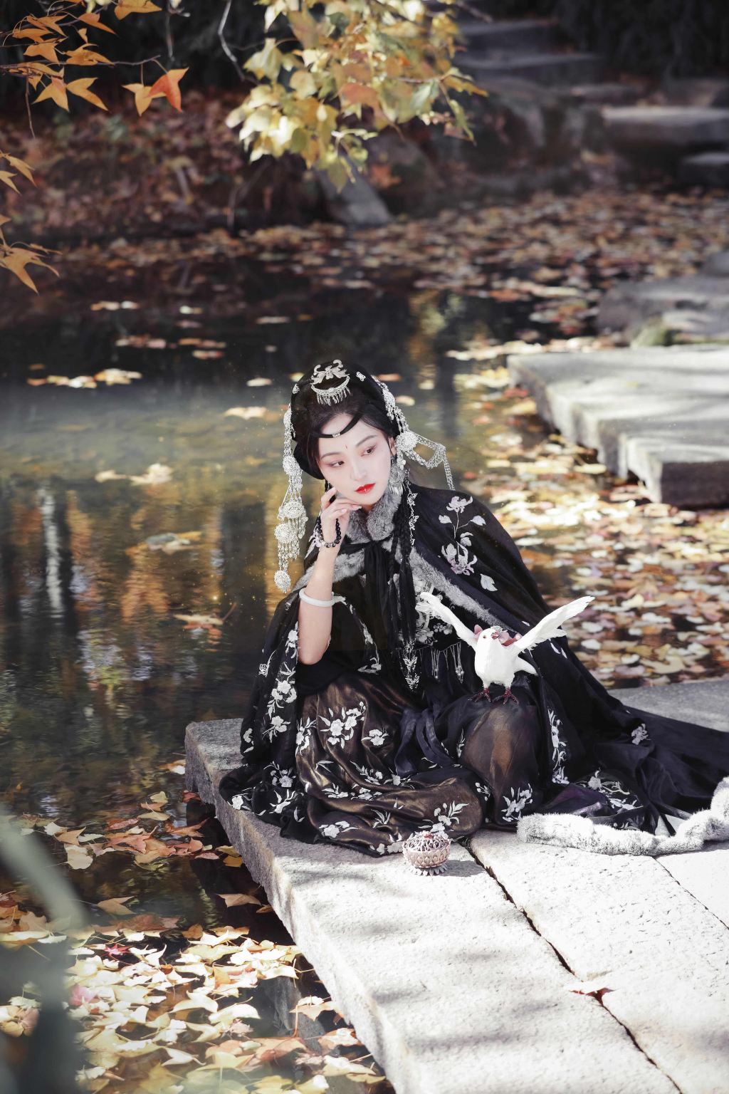 Travel photo shoot in Qira[Anniversary photography shoot - all raw photos included + multilingual translation, photography, videography, and aerial drone services to capture your sweet moments]