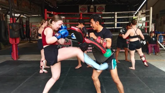 Ayutthaya: Clase de introducción grupal a boxeo tailandés para principiantes
