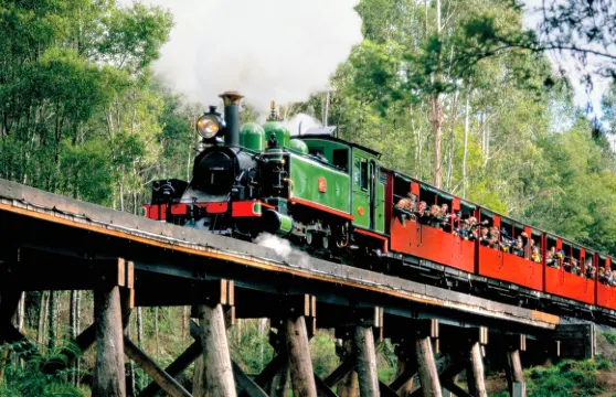 【3月淡季促銷】墨爾本普芬比利蒸汽火車+菲利普企鵝島一日遊