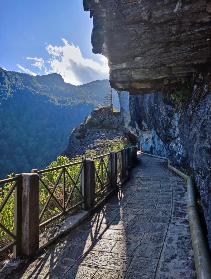 大理來回|蒼山+寂照庵+崇聖寺包車1日遊（不含門票）