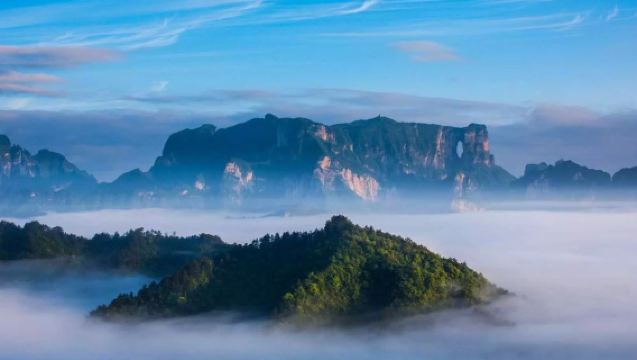 長沙+張家界天門山國家森林公園+玻璃棧道+天門洞一日遊+小團