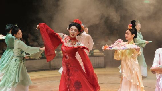 Sucheu Silk Gala: Espetáculo de Jantar Imersivo da Rota da Seda Dunhuang e Banquete de Fusão Jiangnan