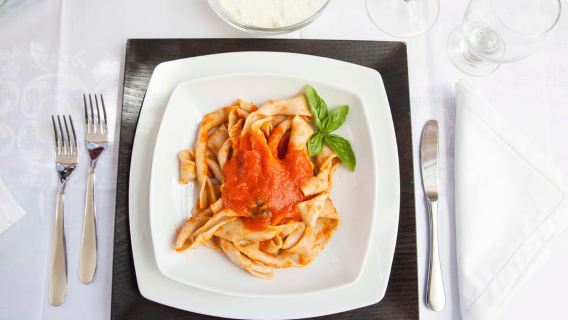 Alberobello: Dining Experience at a Local's Home