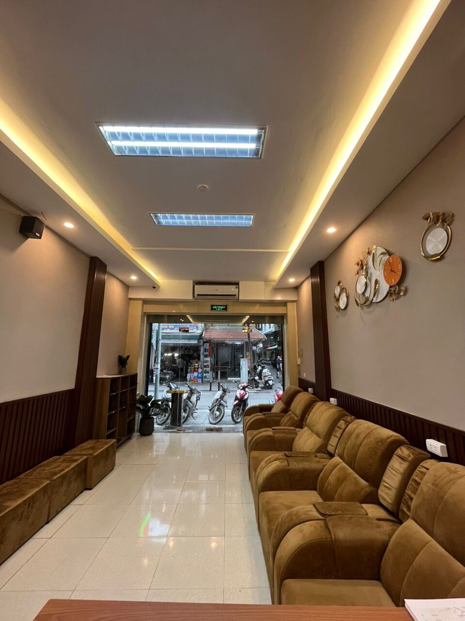 Hair shampoo & Head Massage