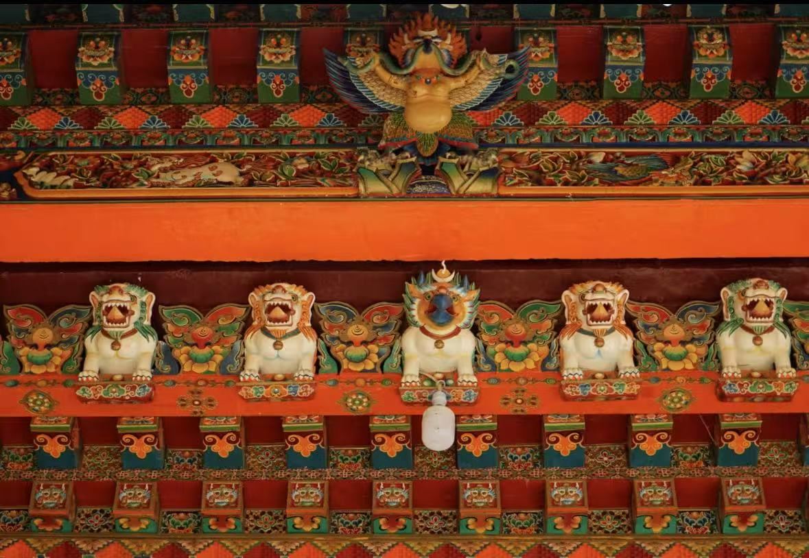 チベット ラサ 翻訳/ガイド/現地ガイド ガイドスタッフによる案内|お問い合わせはこちらへどうぞ