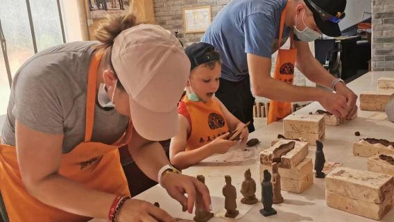 Khám Phá Tây An Riêng Tư: Bảo tàng Lăng mộ Hoàng đế Tần Thủy Hoàng, Tự Làm Tượng Đất Nung, Tường Thành Cổ & Ẩm Thực