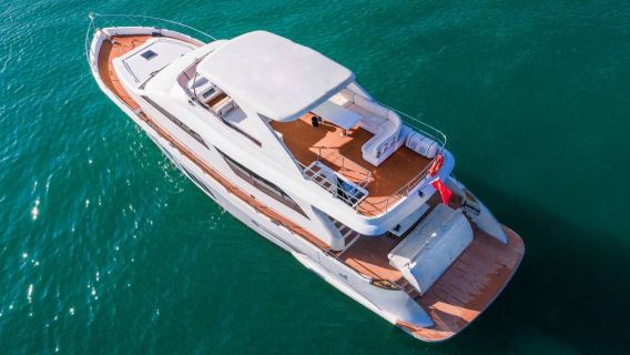 【惠州遊艇包船】惠州雙月灣63英尺豪華遊艇 包船出海（超級玩家）