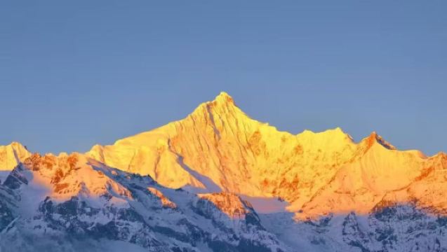 香格里拉梅里雪山國家公園一日遊【日照金山+藏服+環納帕海+含衣氧】