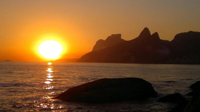 Tour Arpoador Zonsondergang: Copacabana Geschiedenis & Adembenemende Zonsondergang