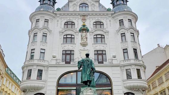 servizio di prenotazione ristorante Figlmüller am Lugeck a Vienna, Austria
