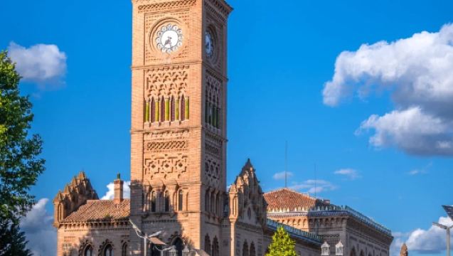 西班牙馬德里來回-托萊多-古城等可包車-精選