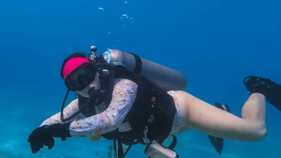 Dubai: Bootstour zum Tauchen