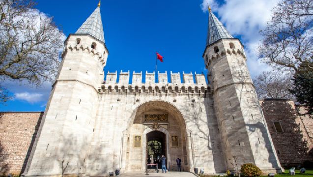 Istanbul Topkapi-Palast & Harem-Museum Tour [Fast-Track-Ticket & Geführte Tour mit Reiseleiter]