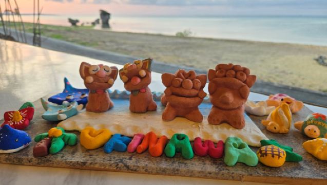 Workshop experience at Ryukyu kiln: Painted ceramic wind lion god (choose one from three options)