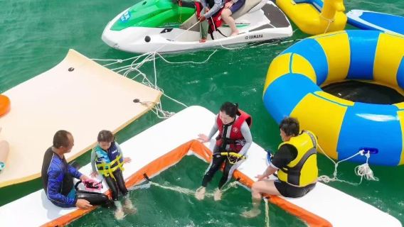 廣西北海出海【潿洲島趣玩】豪華浮潛嘉年華套餐+水上電單車+直立板+海釣彈床+滑梯泳池等項目可體驗