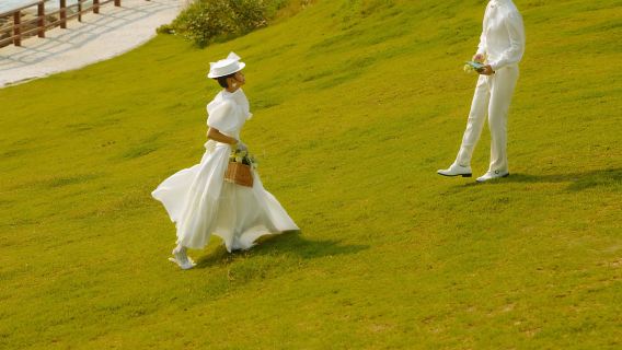 Tours, France: personal portraits, proposal photo shoots, marriage registration follow-up shooting, birthday photography, makeup, all negatives included / translation