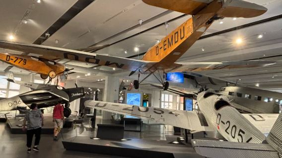 München + Deutsches Museum + BMW-museo + Allianz Arena päiväretki