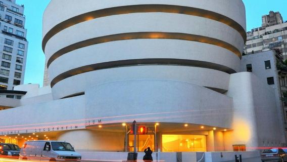 นิวยอร์ก: ทัวร์เดินชมเมืองแมนฮัตตันพร้อมไกด์ 3 ชั่วโมง + ค่าเข้าชมพิพิธภัณฑ์กุกเกนไฮม์