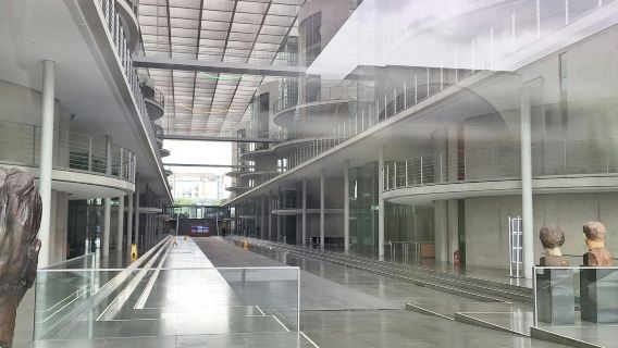 Berlin: Tour of Government District & Visit to Reichstag Dome