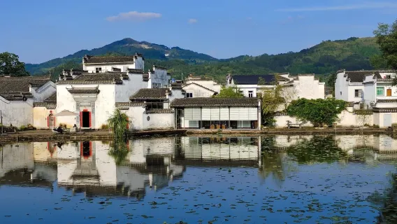 Anhui Huangshan Chengkan + Tangmo + Xixi South Ancient Village one-day tour+ Selected English and Russian guide EA