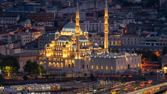 Excursión de un día en servicio de coche privado con conductor: Mezquita Azul de Estambul + Santa Sofía + Cisterna de Basílica + Estrecho del Bósforo