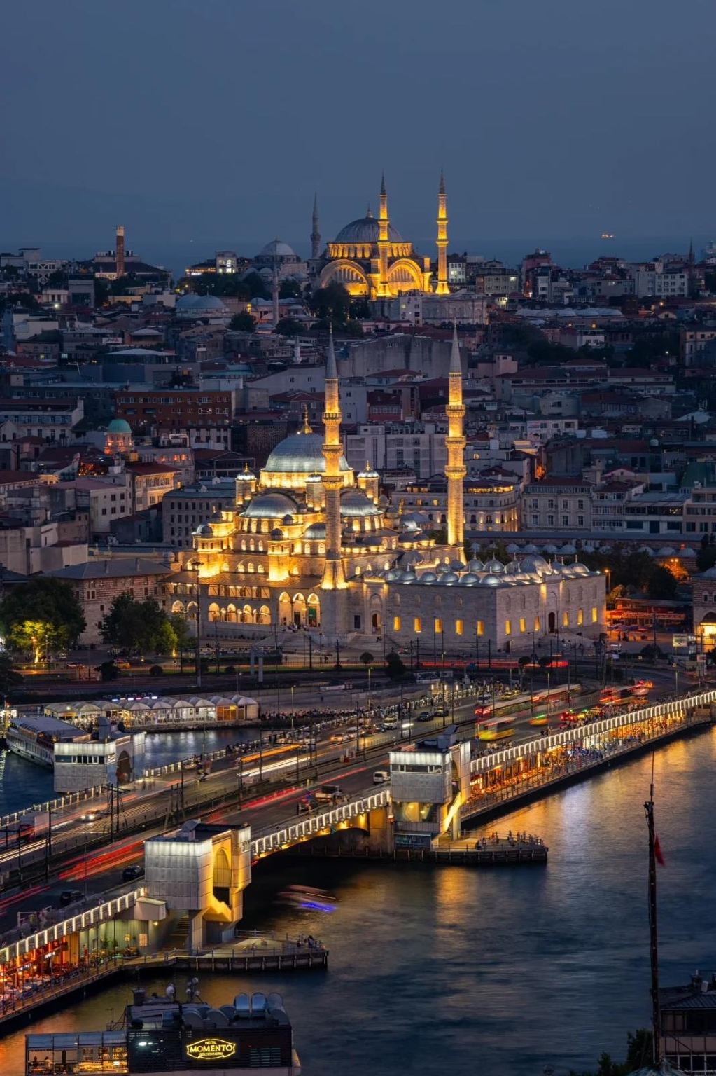 Excursión de un día en servicio de coche privado con conductor: Mezquita Azul de Estambul + Santa Sofía + Cisterna de Basílica + Estrecho del Bósforo