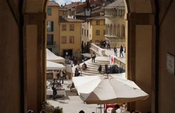 托斯卡納藝術與田園之旅：阿雷佐+科爾託納一日遊