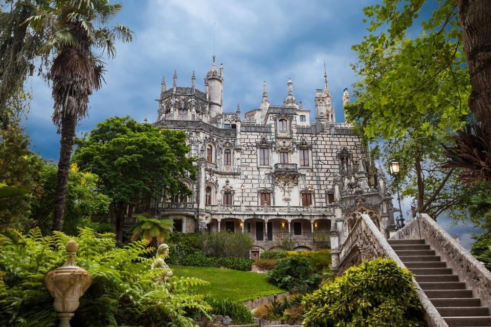 Quinta da Regaleira Skip-the-Ticket-Line Entry & Audioguide